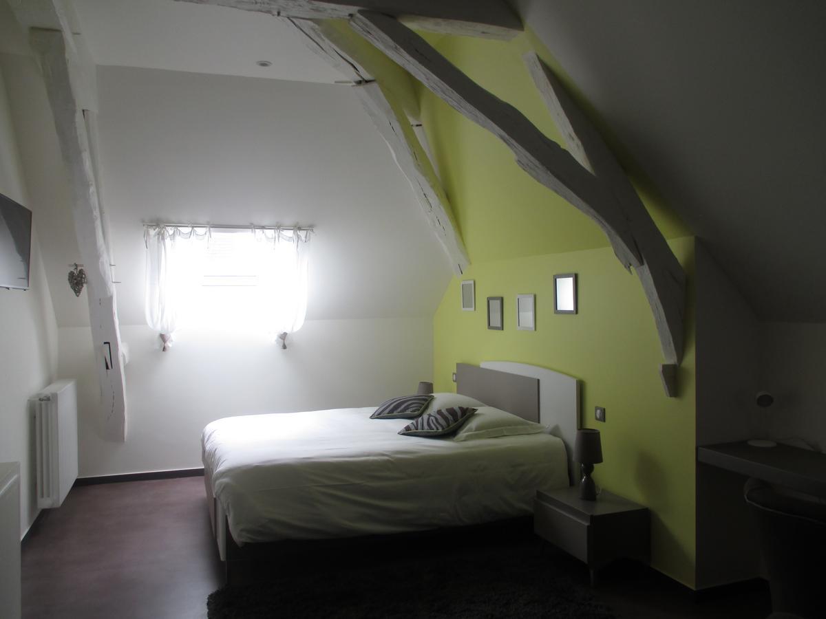 סאבלה סור-סארת' Hotel Le Saint Martin מראה חיצוני תמונה